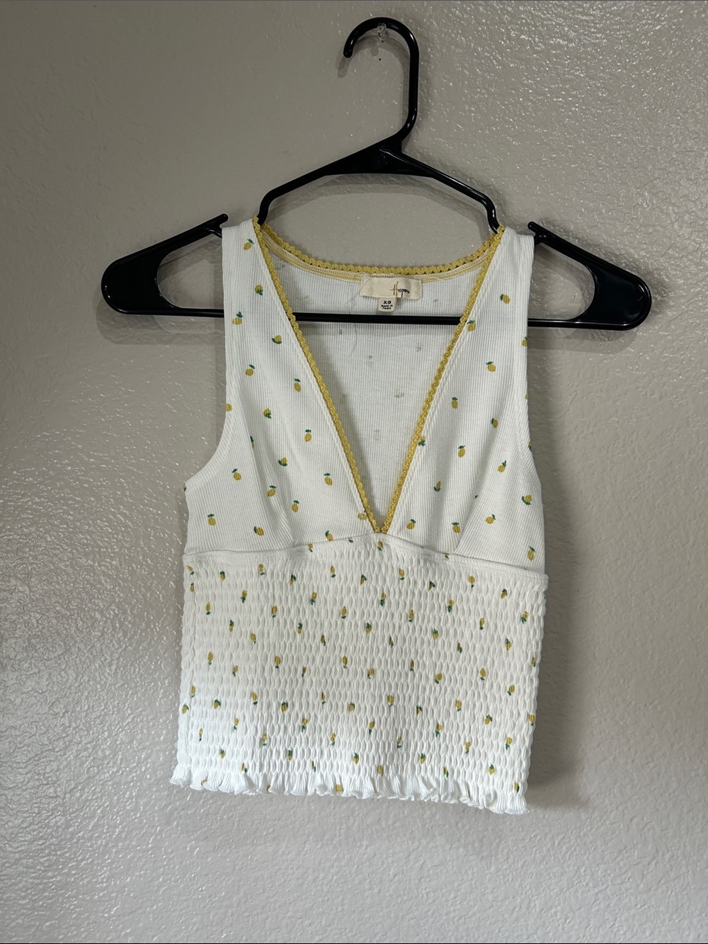 Beautiful Fun White Yellow Lemon Print Smocked V Neck Tank Top Summer TC0020